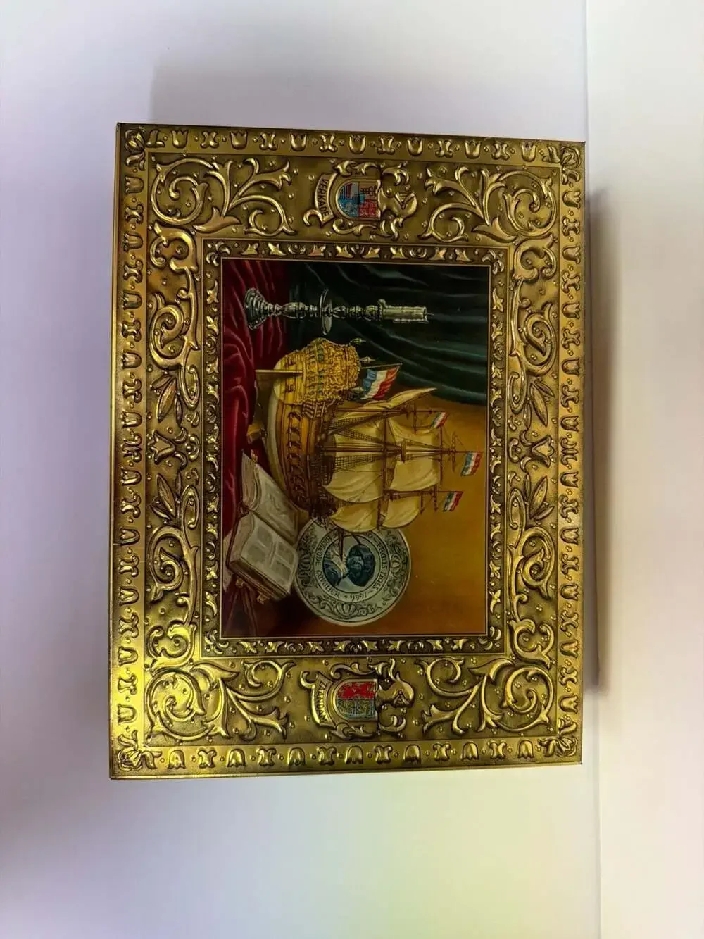 Vintage Royal Verkade Factories Zaandam Holland Embossed Metal Cookie Tin with S
